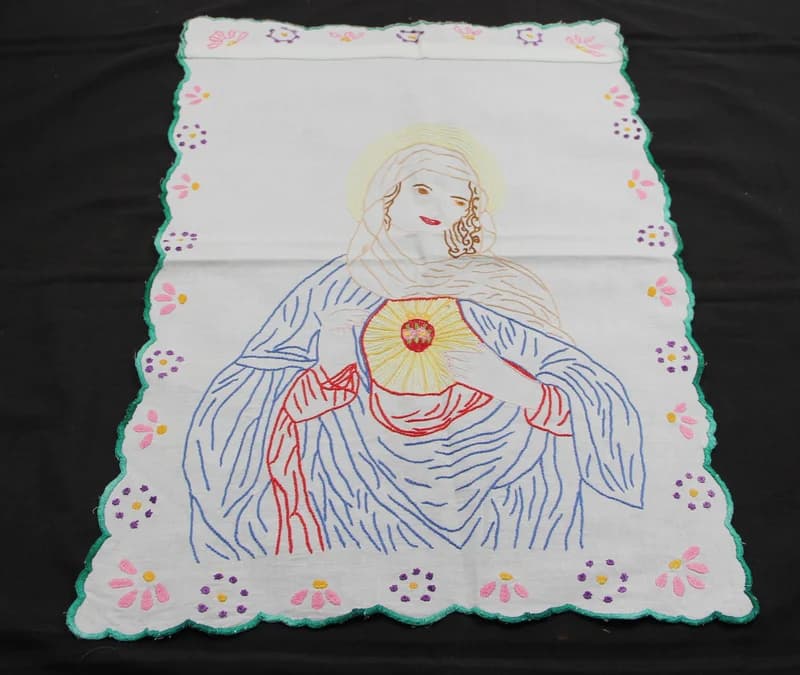 Curtain or door curtain: Heart of the Virgin Mary