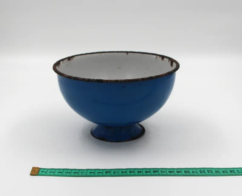 Enameled pot