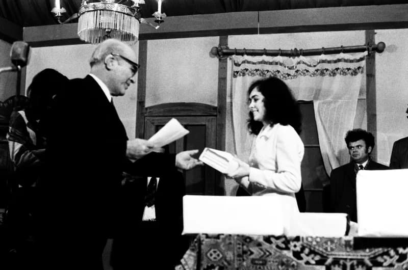 Review of Romanian amateur actors