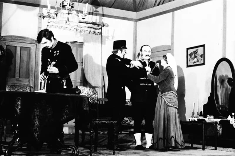 Review of Romanian amateur actors