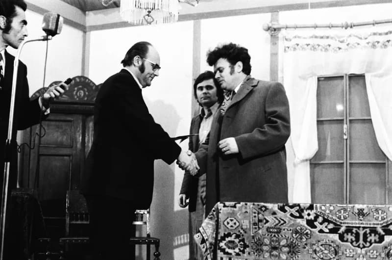 Review of Romanian amateur actors