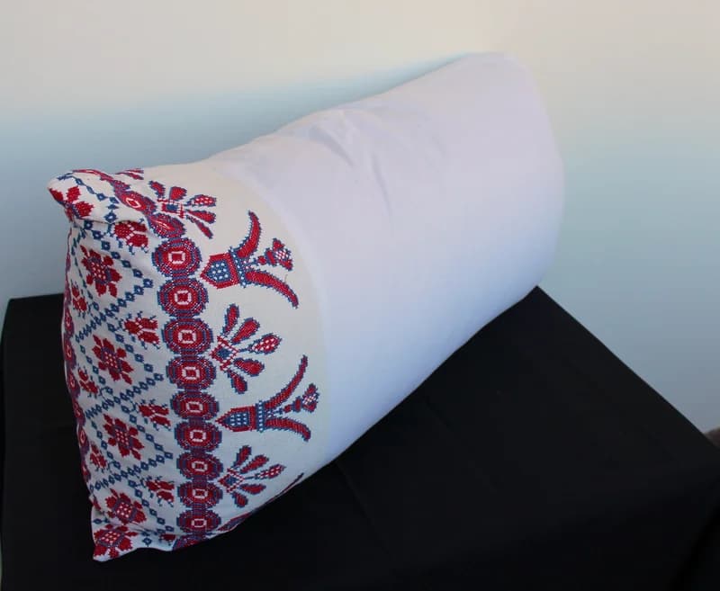 Decorative pillow