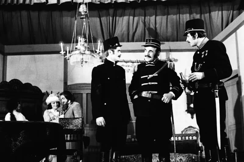 Review of Romanian amateur actors