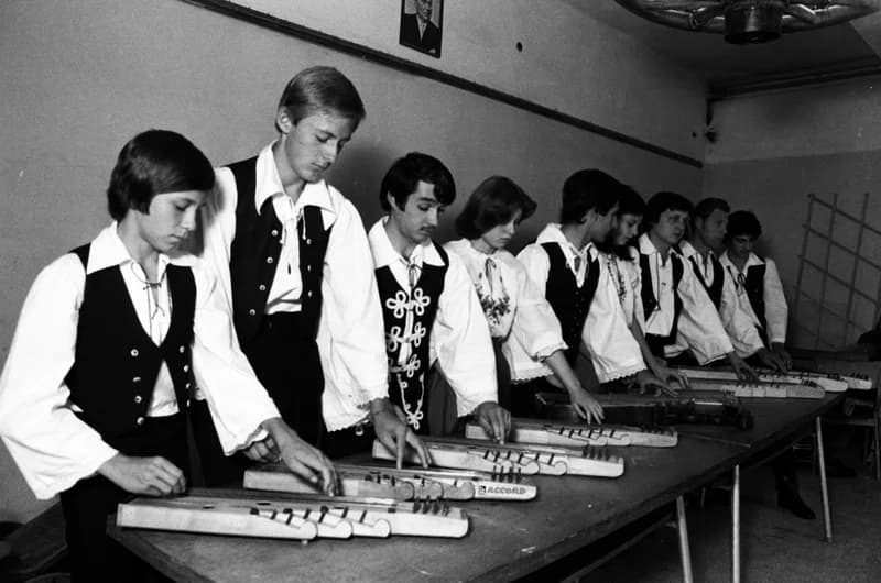 Zither Players from Čoka