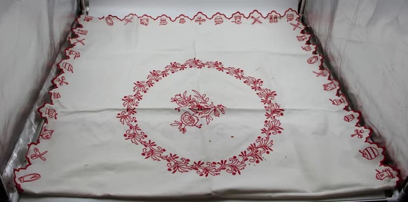 Kitchen tablecloth