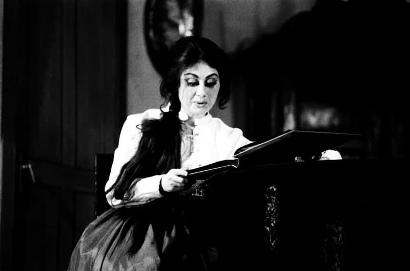 Review of Romanian amateur actors