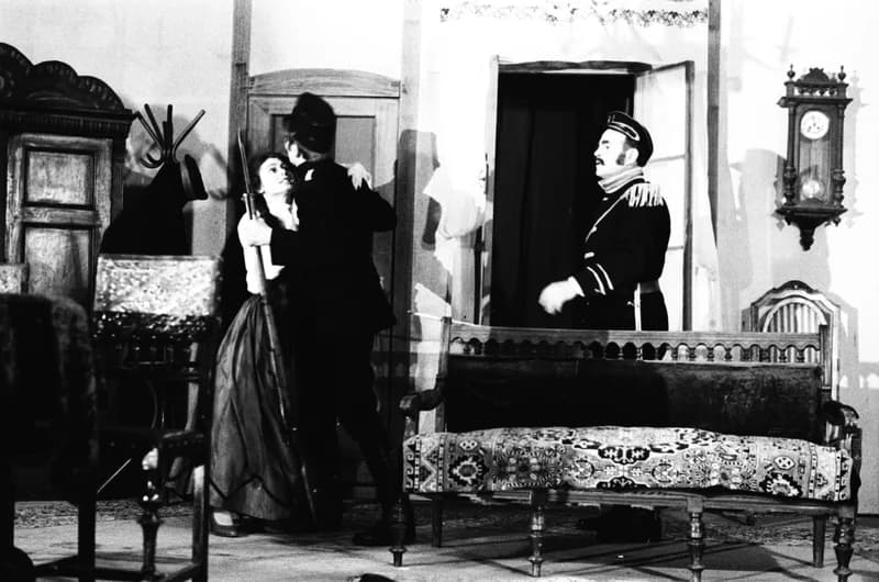 Review of Romanian amateur actors