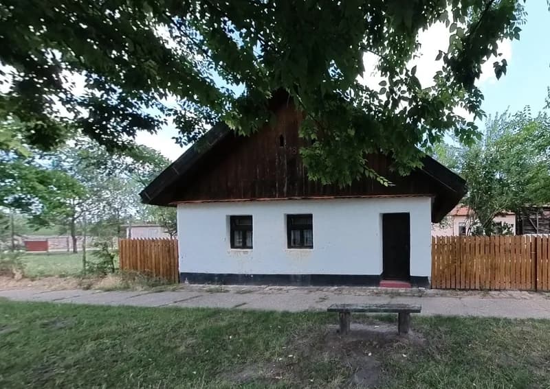 Ethnographic Collections – Country house museum in Belo Blato