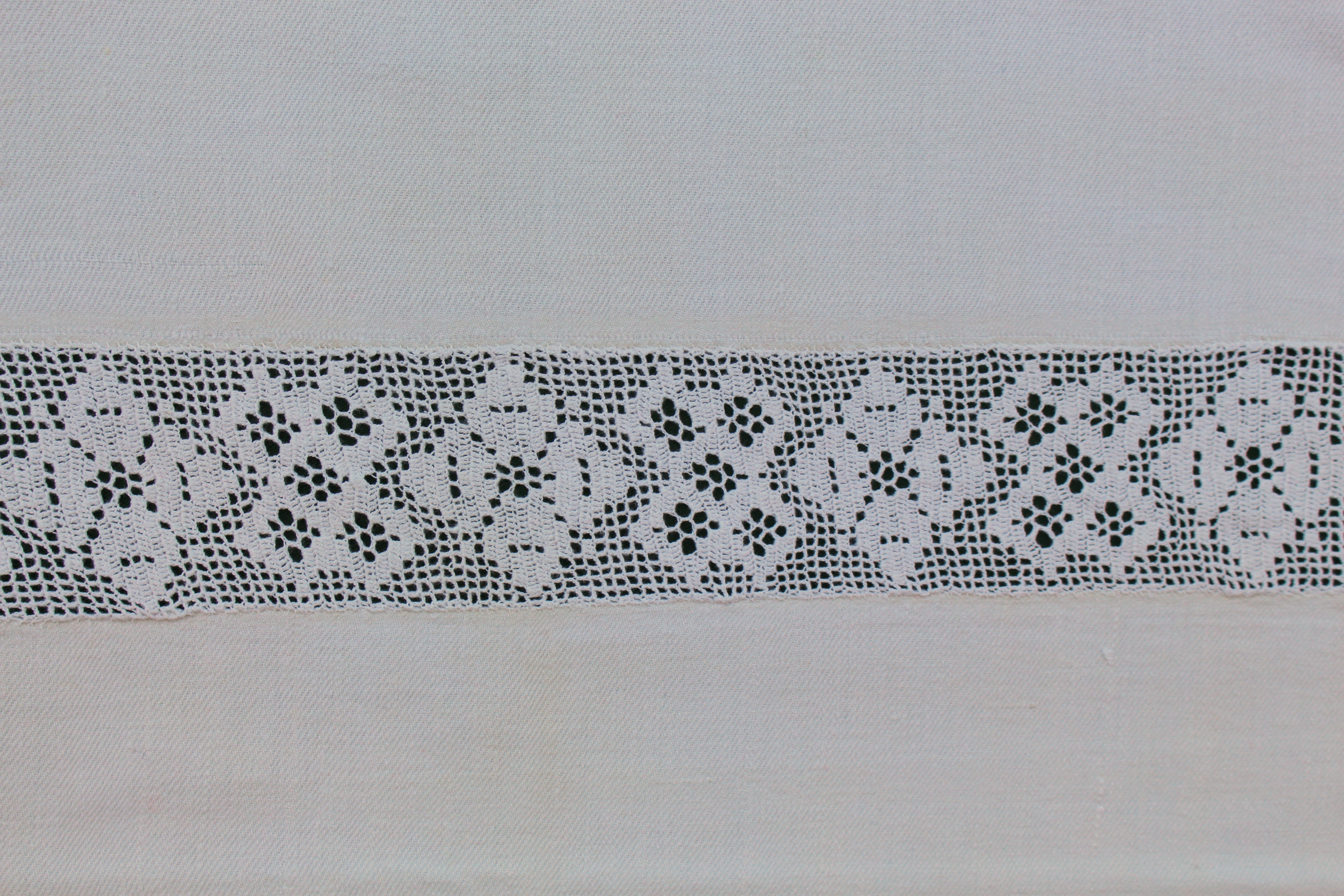 Asztalterítő/Abrosz